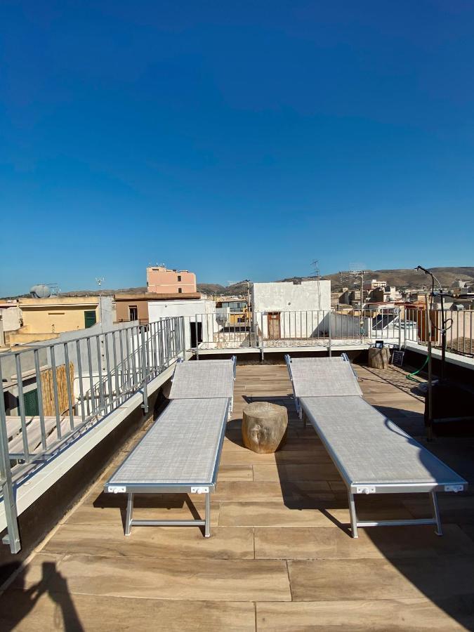 Casa Vacanze Ù Curtigghiu 3 Appartamenti Avola Extérieur photo