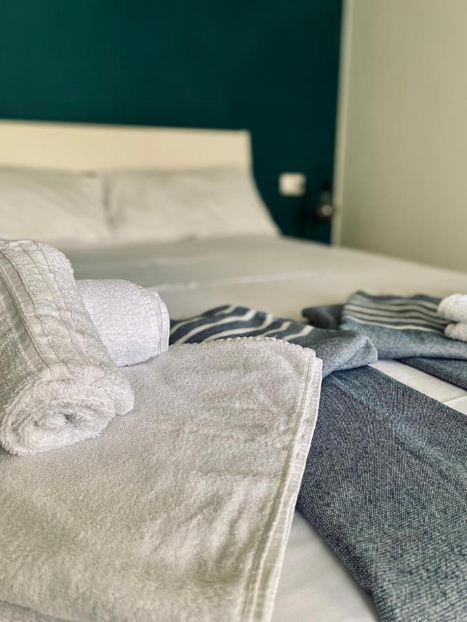Casa Vacanze Ù Curtigghiu 3 Appartamenti Avola Extérieur photo